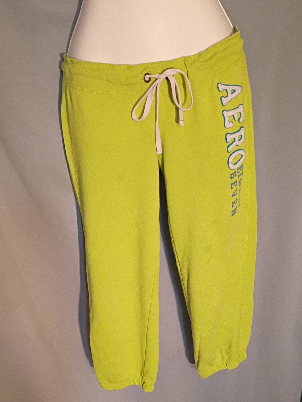 Aeropostale Lime Green Drawstring Capri Joggers